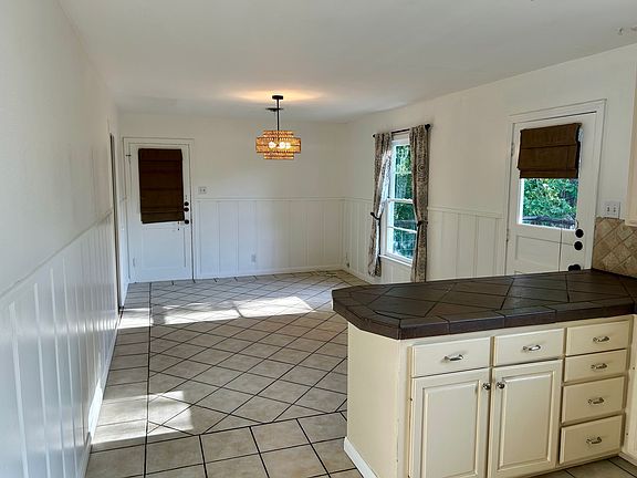 3rd image of 2507 Glendale Dr