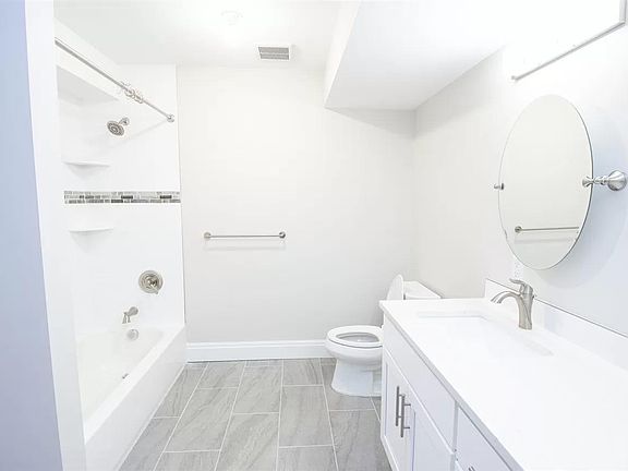 5th image of 4810 Aschoff Pl Unit 2A