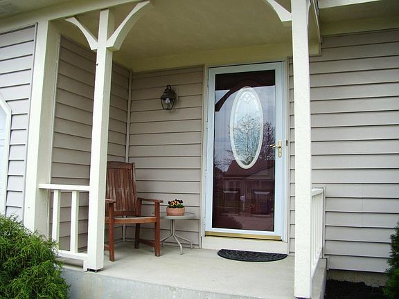 2nd image of 3648 Sugar Loaf Ct