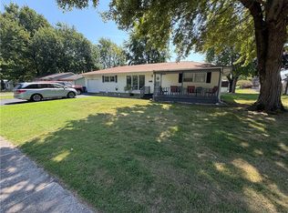 803 W Beech St, Robinson, IL 62454