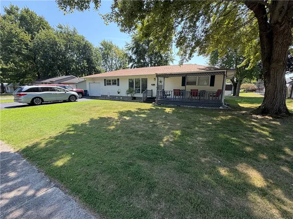 803 W Beech St, Robinson, IL 62454