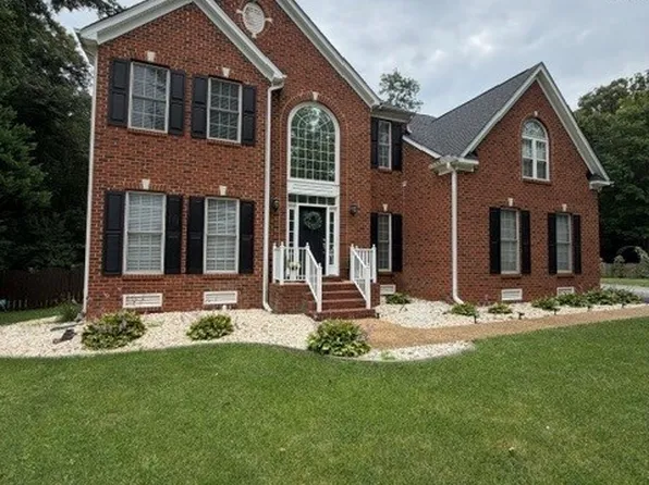 9379 Roseland Ct, Mechanicsville, VA 23116