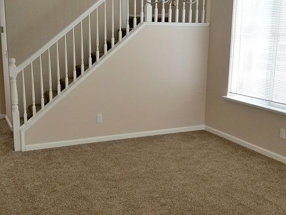 4th image of 1153 Powell Ct