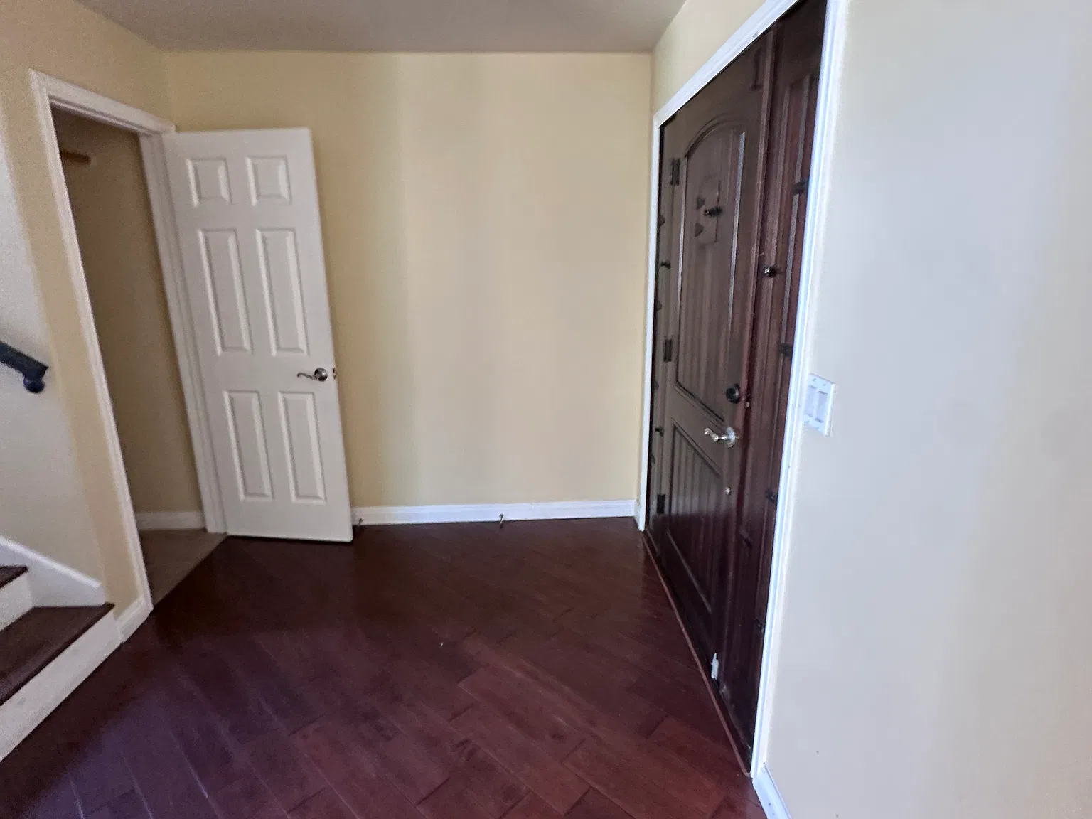 3 bed, 2.5 bath, 1600 sqft, $3,600 — Photo 4