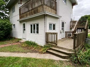 532 W Sherman St #2, Carson City, MI 48811