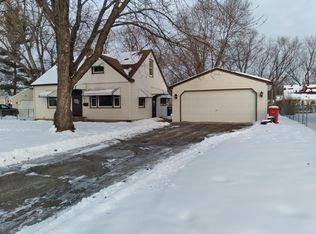 8001 2nd Ave S, Bloomington, MN 55420