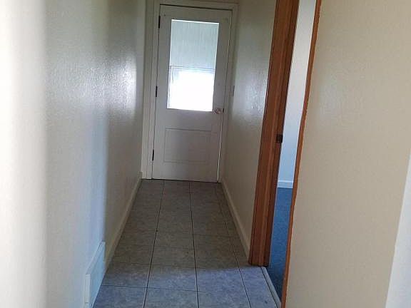 5th image of 342 Carrie St