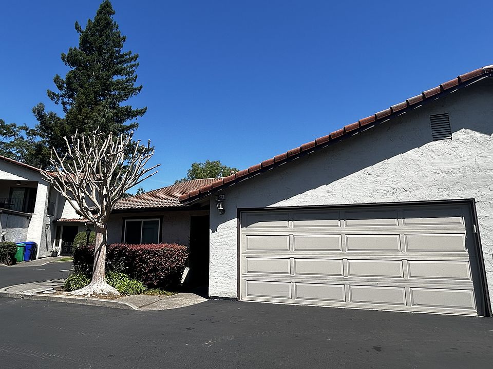 1st image of 2539 Solano Ave