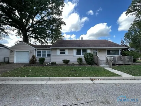 122 Elm Dr, Bryan, OH 43506