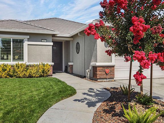 5th image of 2607 Shadow Berry Dr