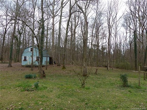 5th image of 7700 Hedrick Cres