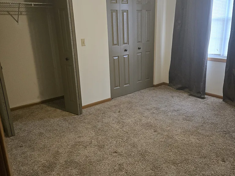 2138 E Black Ave — Photo 3