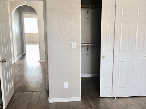 5th image of 6548 Holly Bluff Ct