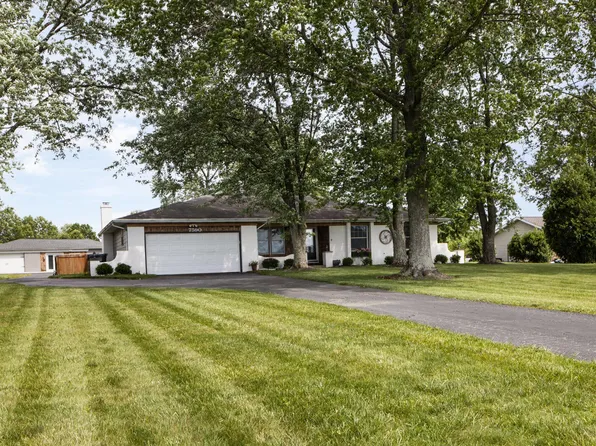 7590 Bevelhymer Rd, New Albany, OH 43054