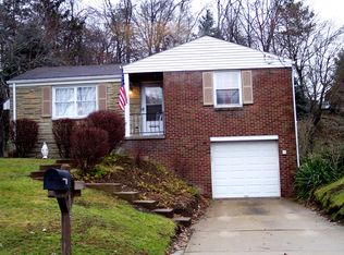 827 Saratoga Dr, Pittsburgh, PA 15237
