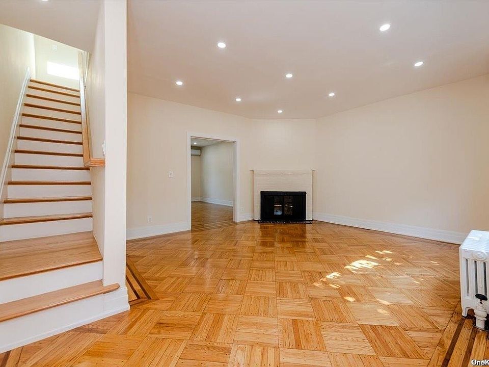 1st image of 161-13 84th Avenue