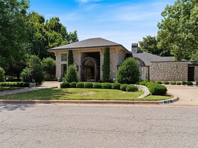 7201 N Country Club Dr, Oklahoma City, OK, 73116