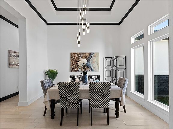 3rd image of 4022 Azali Drive