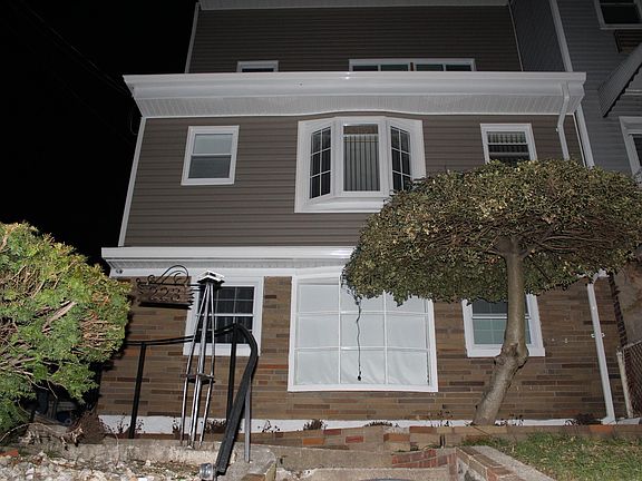 2nd image of 223 Woodland Ave #2
