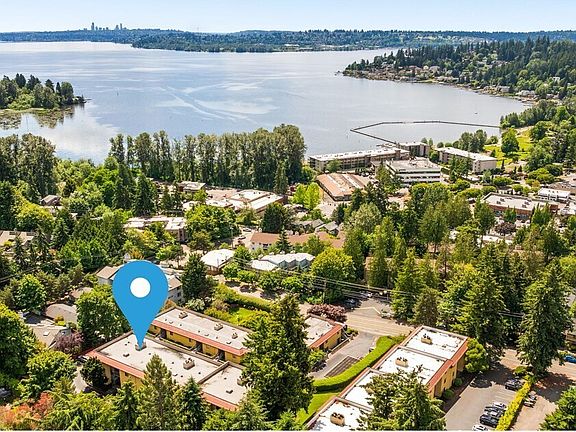 3rd image of 11626 100th Avenue NE #C116