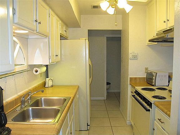 2nd image of 10316 Bell Gardens Dr