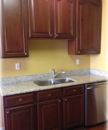 Upgraded kitchen
						:
						Cherry cabinets, stainless appliances, granite countertops, spacious