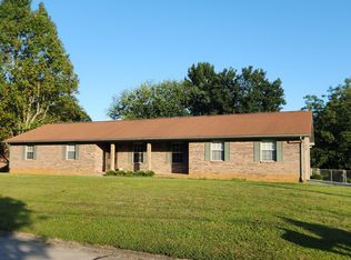 642 Lynn Cir, Maryville, TN 37803