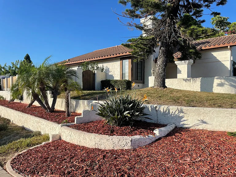 530 Lowewood Pl — Photo 3