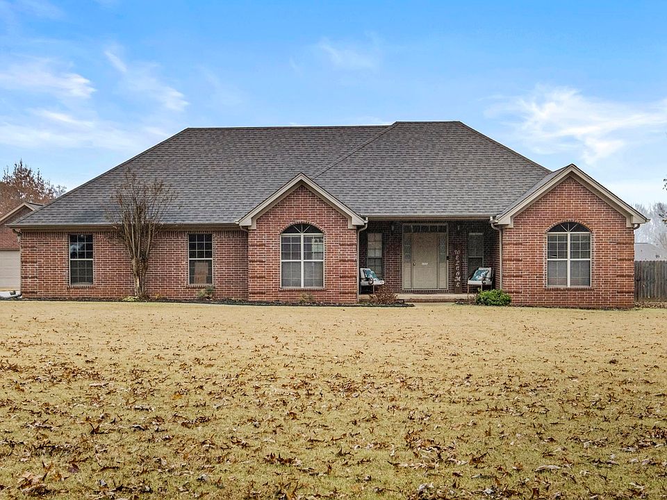 1st image of 75 Southwood Dr