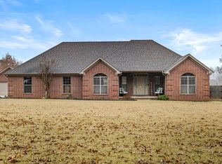 75 Southwood Dr, Cabot, AR 72023