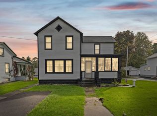 161 Sodus St, Clyde, NY 14433
