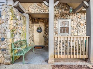 142 Stonecrest Ct, Lake Lure, NC 28746