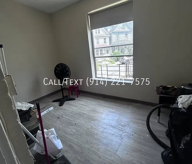 100 McLean Ave #2 — Photo 5