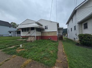 1443 5th St, Natrona Heights, PA