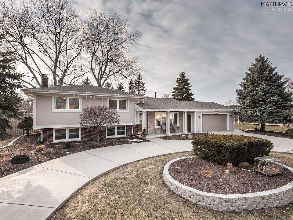 1st image of 9010 S 84th Ct