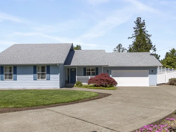 931 Locust St, Oakland, OR 97462