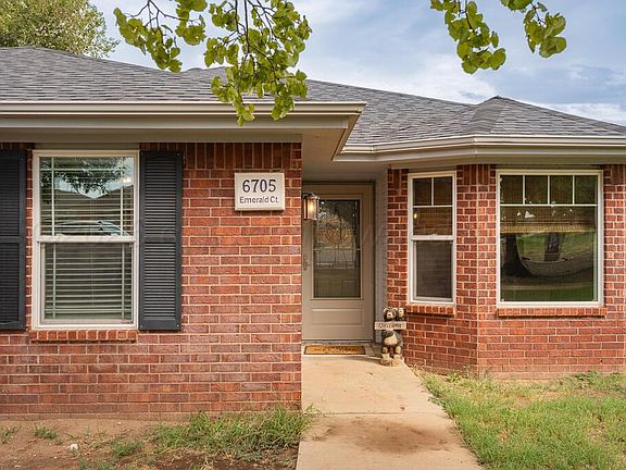 4th image of 6705 Emerald Ct
