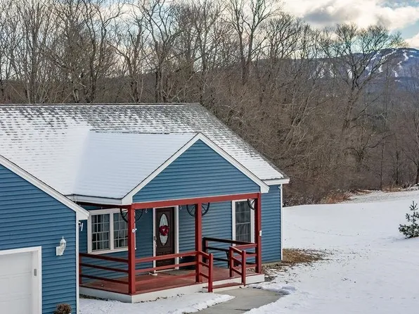 211 Springfield Road, Newport, NH 03773