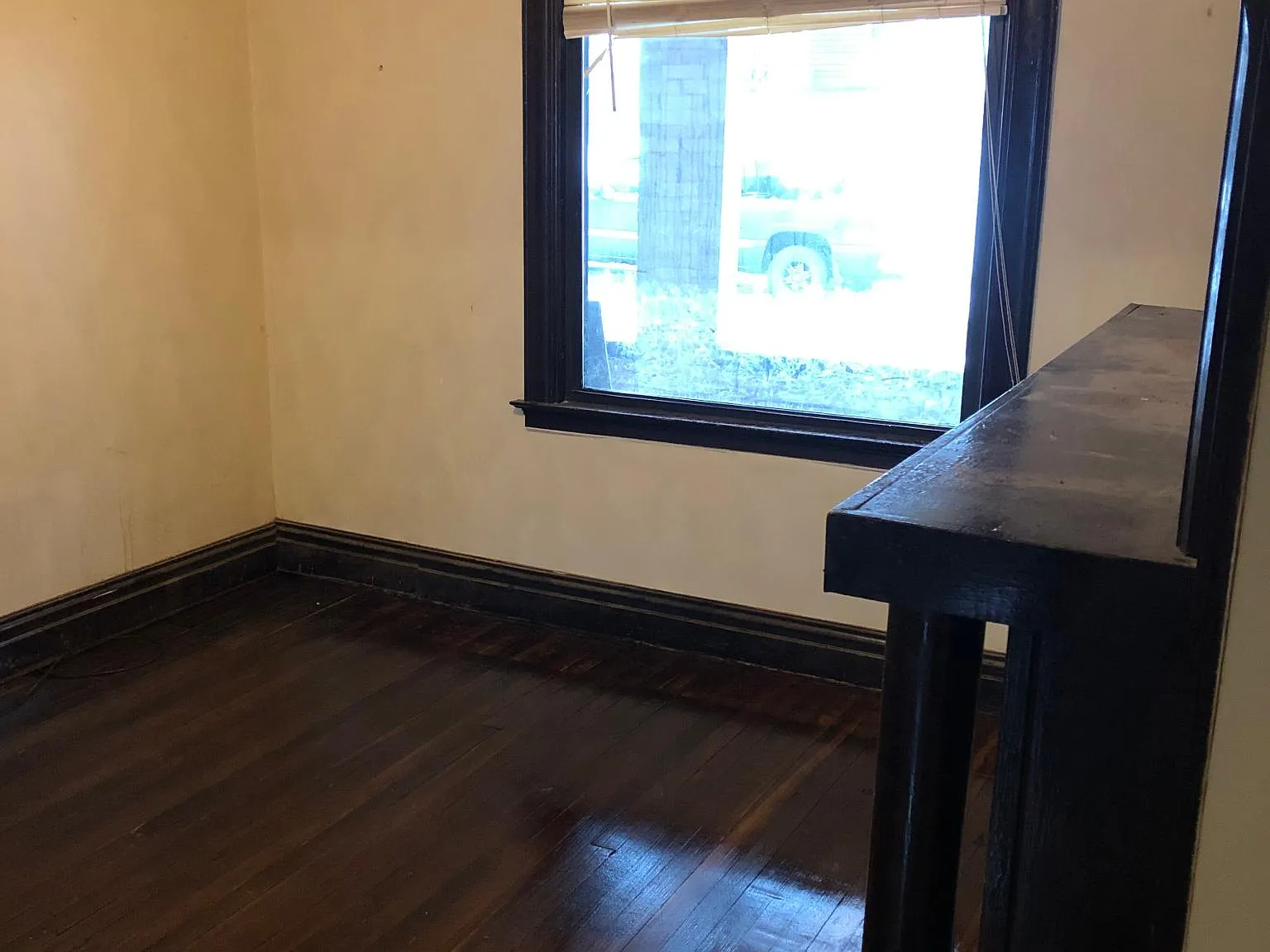 70 Pasadena St — Photo 3
