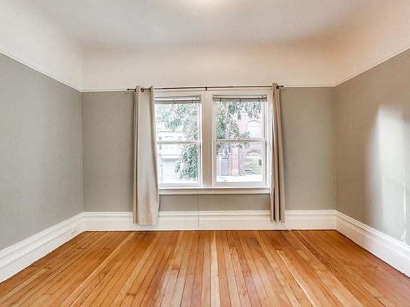 3rd image of 595 Dolores St #C