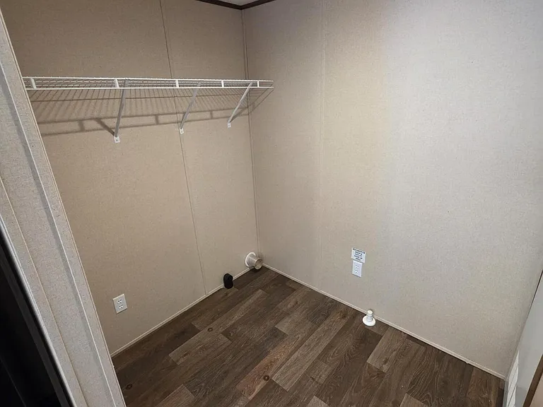 5921 Nadine Rd #E — Photo 11