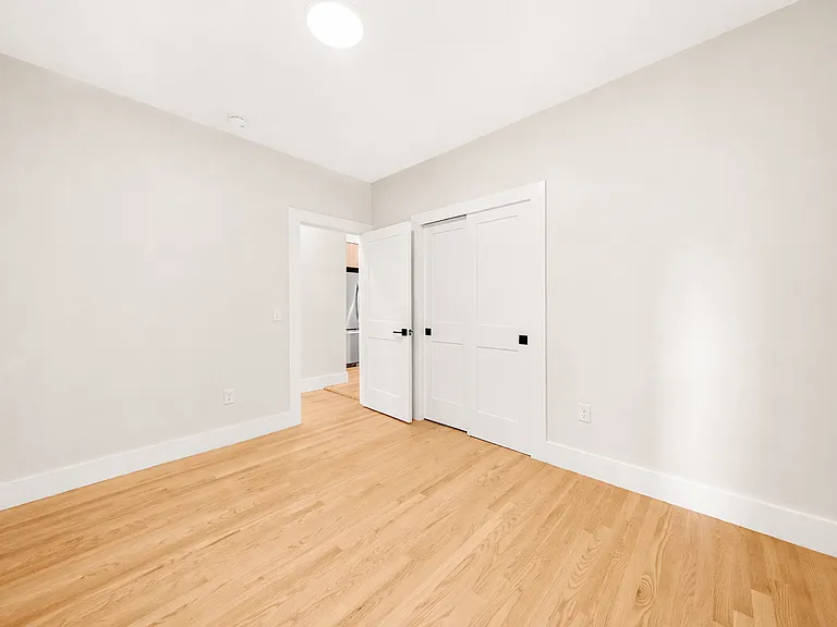 18 Creighton St #3 — Photo 23