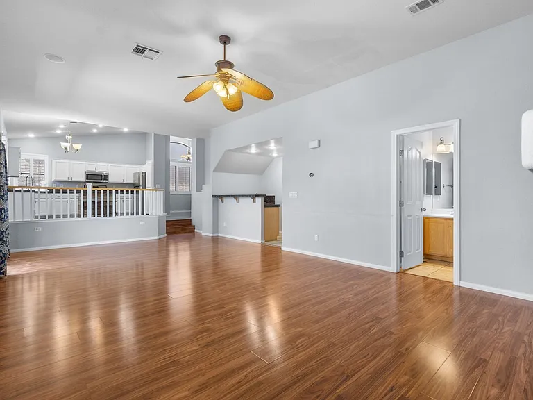 249 Jessica Grove St — Photo 15