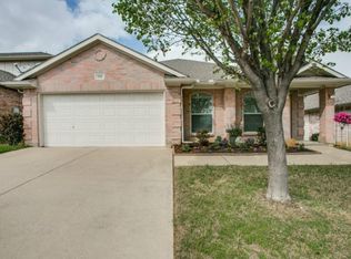 3705 Sapphire St, Fort Worth, TX 76244
