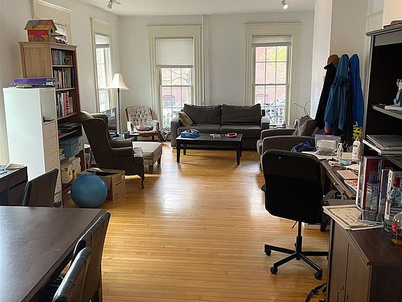 01 Living Room