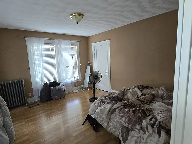 12 Spring St #4 — Photo 3