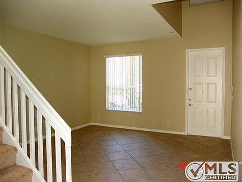 4th image of 4460 Lake Lucerne Cir