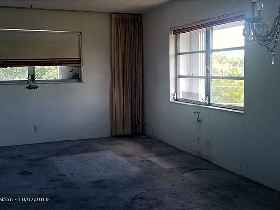 5th image of 515 S Crescent Dr APT 310