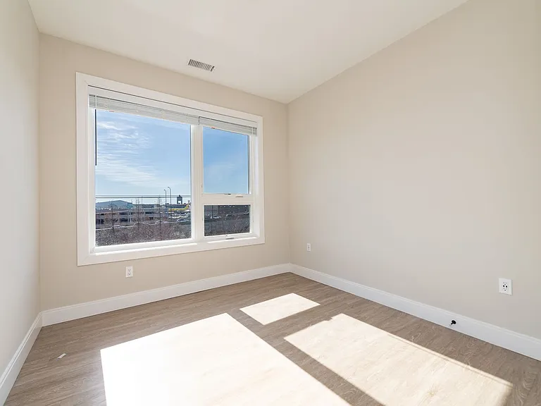340 Bremen St | East Boston — Photo 7