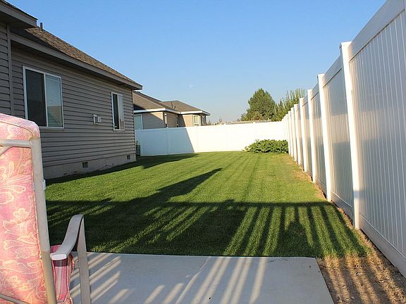4th image of 456 E Appaloosa Dr